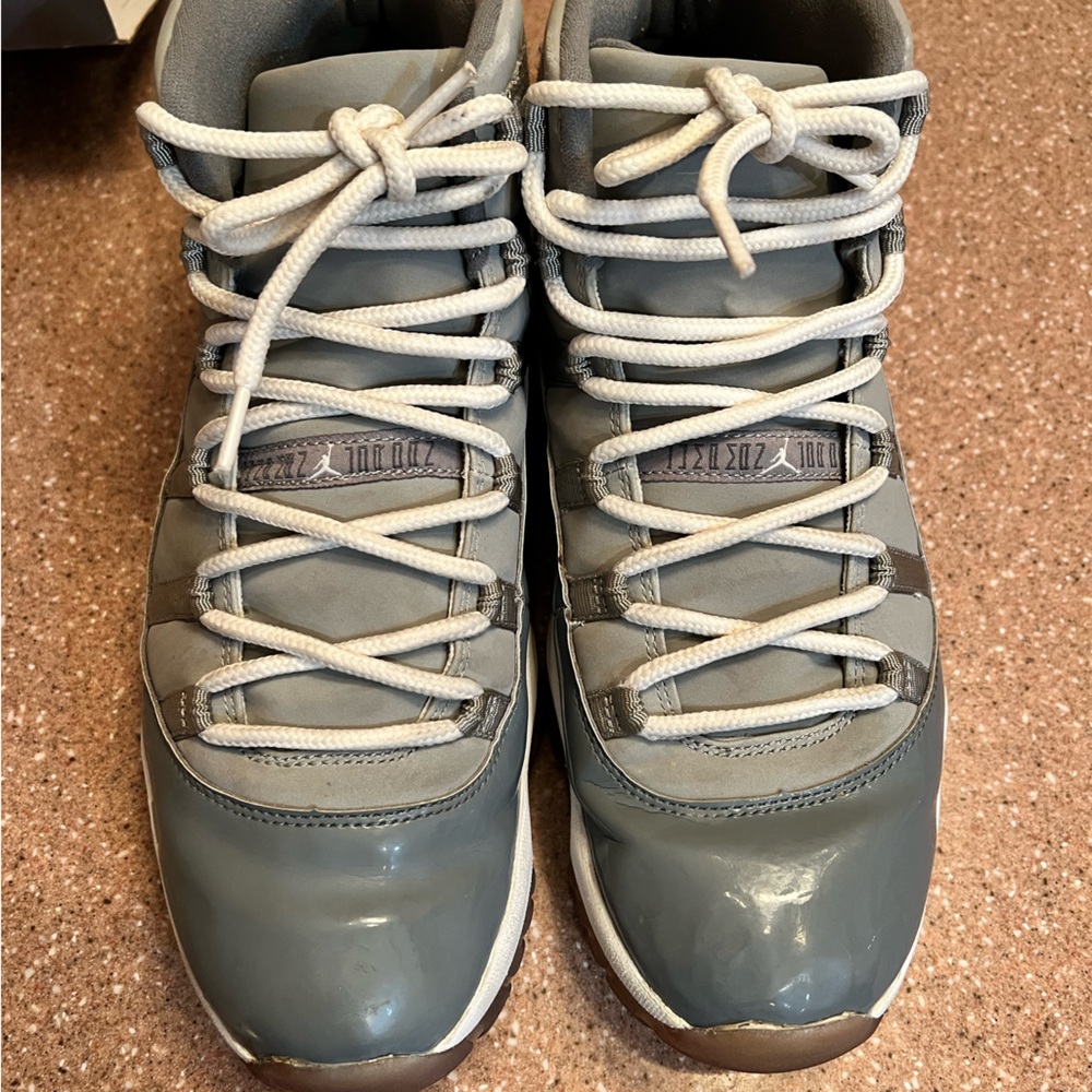 NIKE AIR JORDAN 11 RETRO COOL GREY MEN’S SIZE 12 SNEAKERS🩶